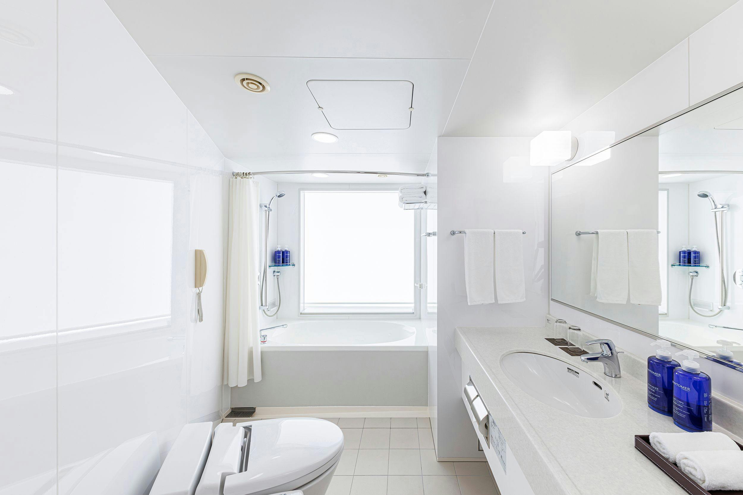 【2ベッドルーム・バスルーム】