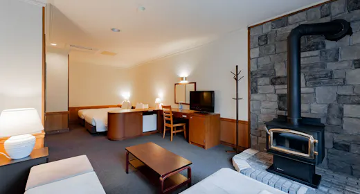 ジュニアスイート