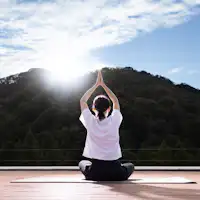 【Yoga di Langit】Rasakan berkah alam sepenuhnya dengan seluruh tubuh Anda