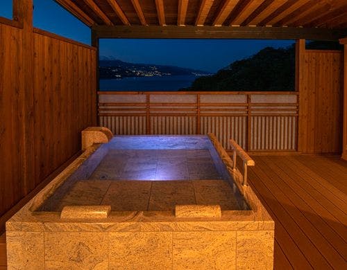 ２０２３年２月フルリノべ済み 新 海の間