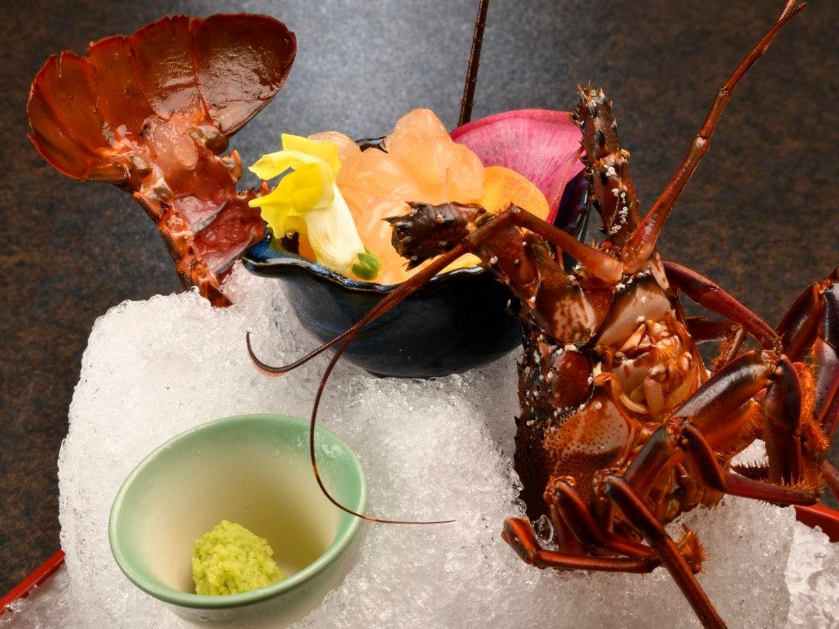 長浜海水浴場の宿で 伊勢海老 をご紹介 最上のひとときをどうぞ 一休 Com