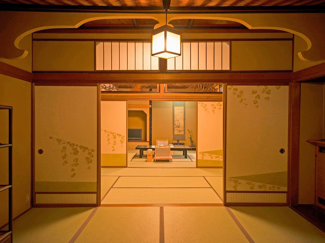 伝統旅館のぬくもり 灰屋