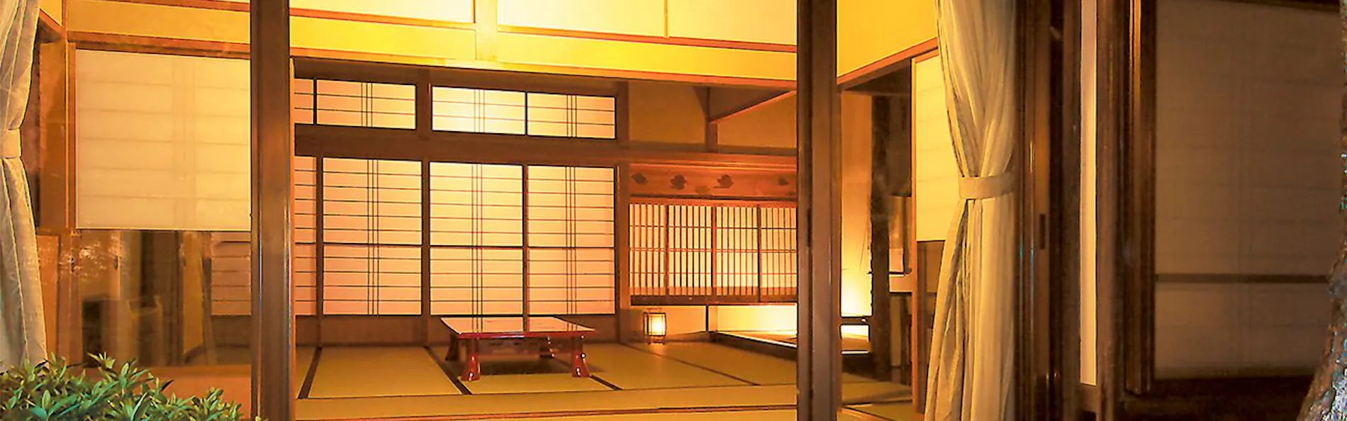 伝統旅館のぬくもり 灰屋