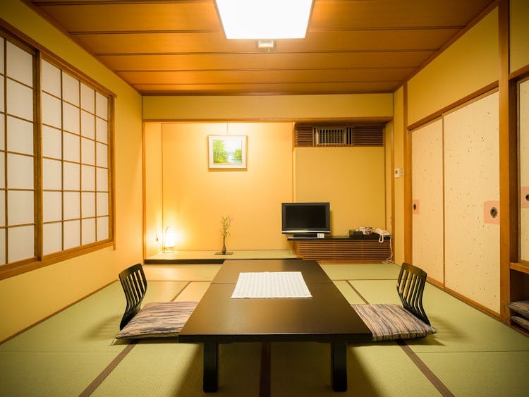 本館和室【十楽】（禁煙）のサムネイル画像
