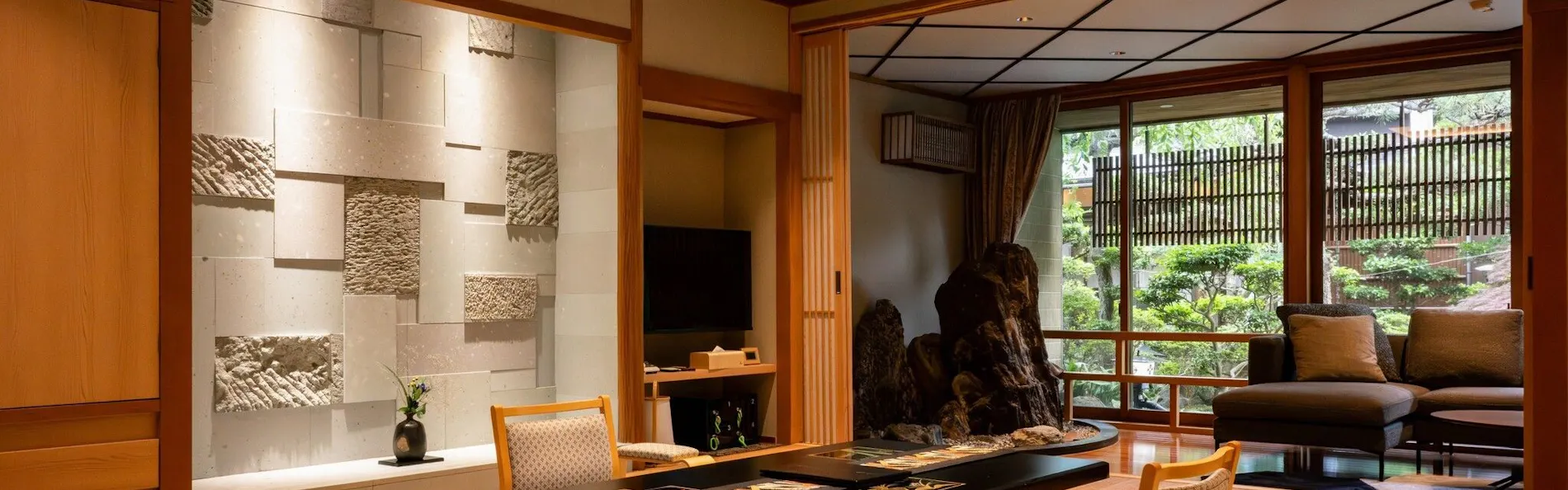 伝統旅館のぬくもり 灰屋