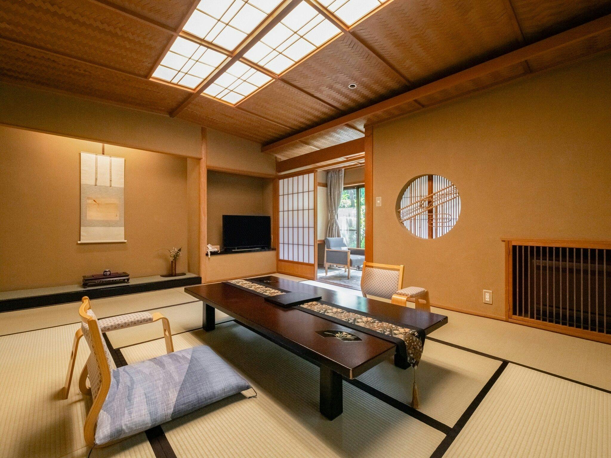 伝統旅館のぬくもり 灰屋