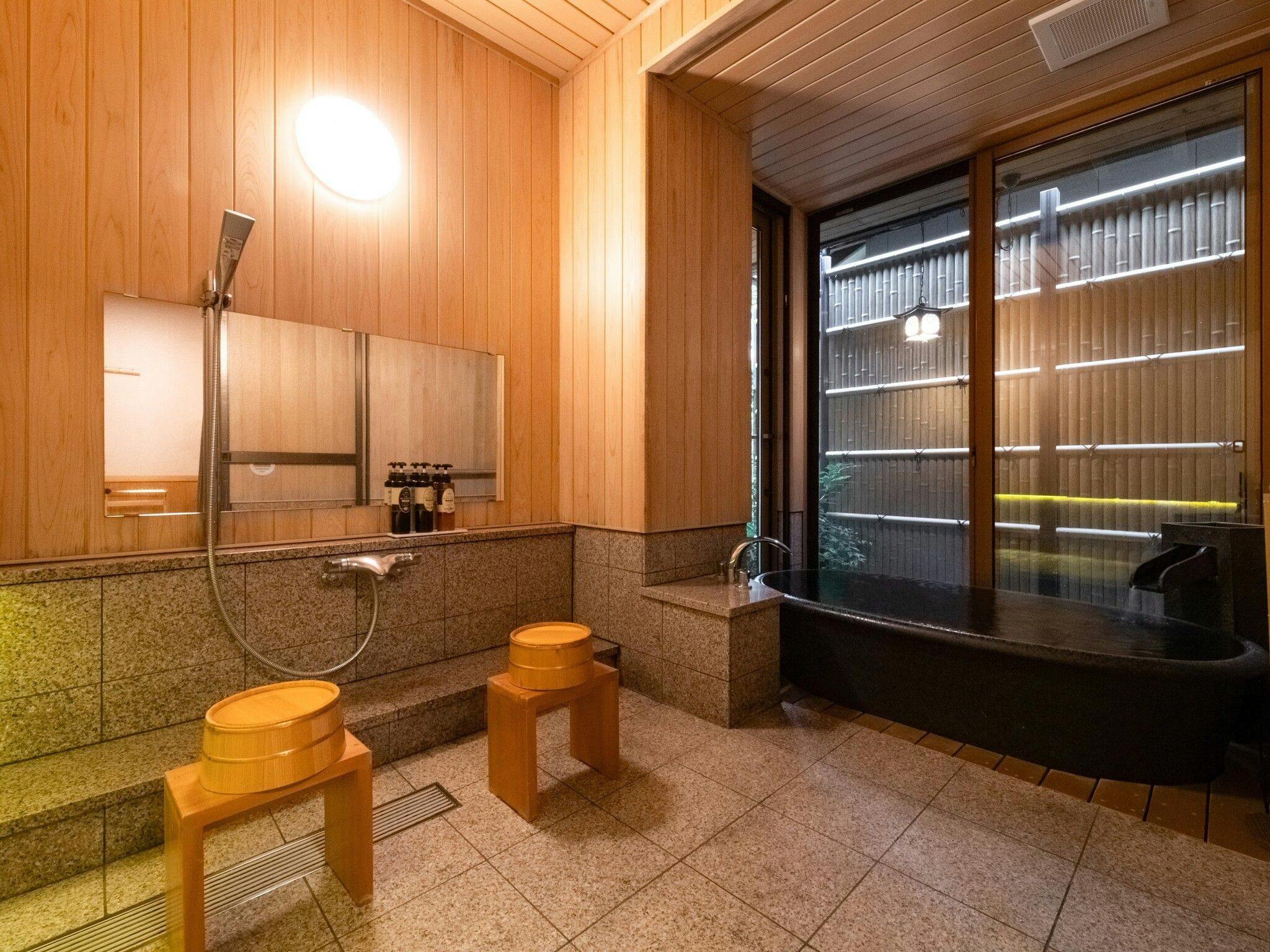 伝統旅館のぬくもり 灰屋