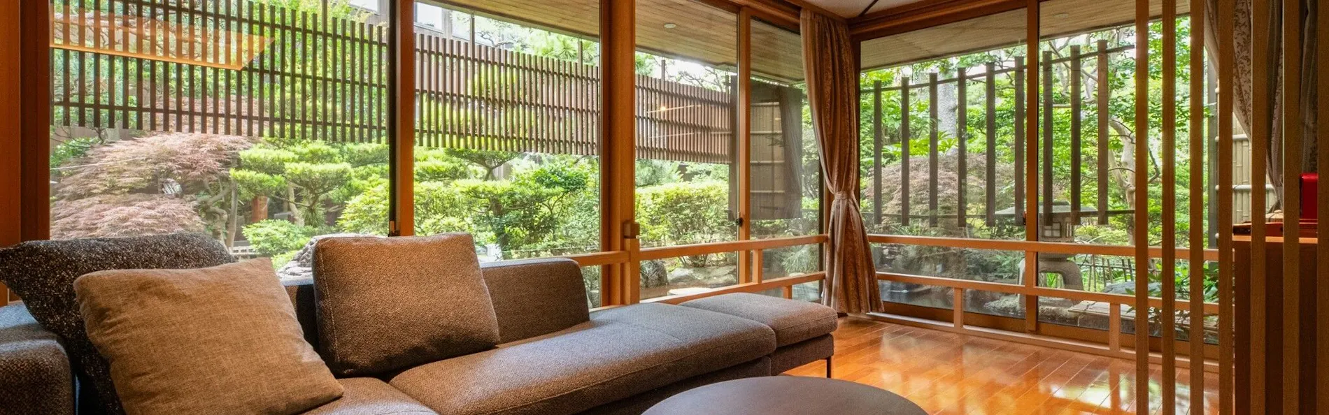 伝統旅館のぬくもり 灰屋