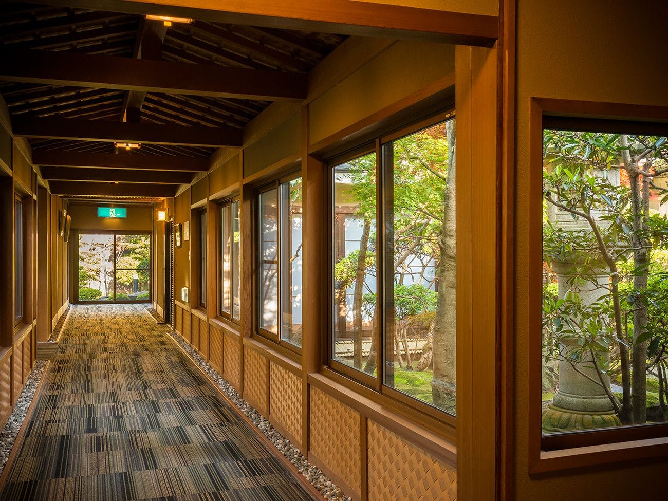 伝統旅館のぬくもり 灰屋