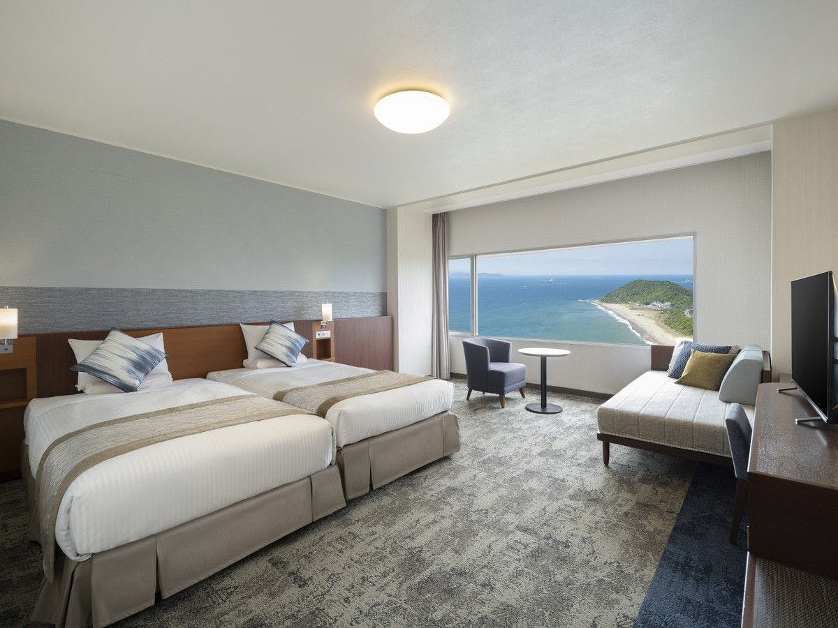 ■ ซูพีเรียทวิน (สูงสุด 4 คน / 33 ตร.ม.)