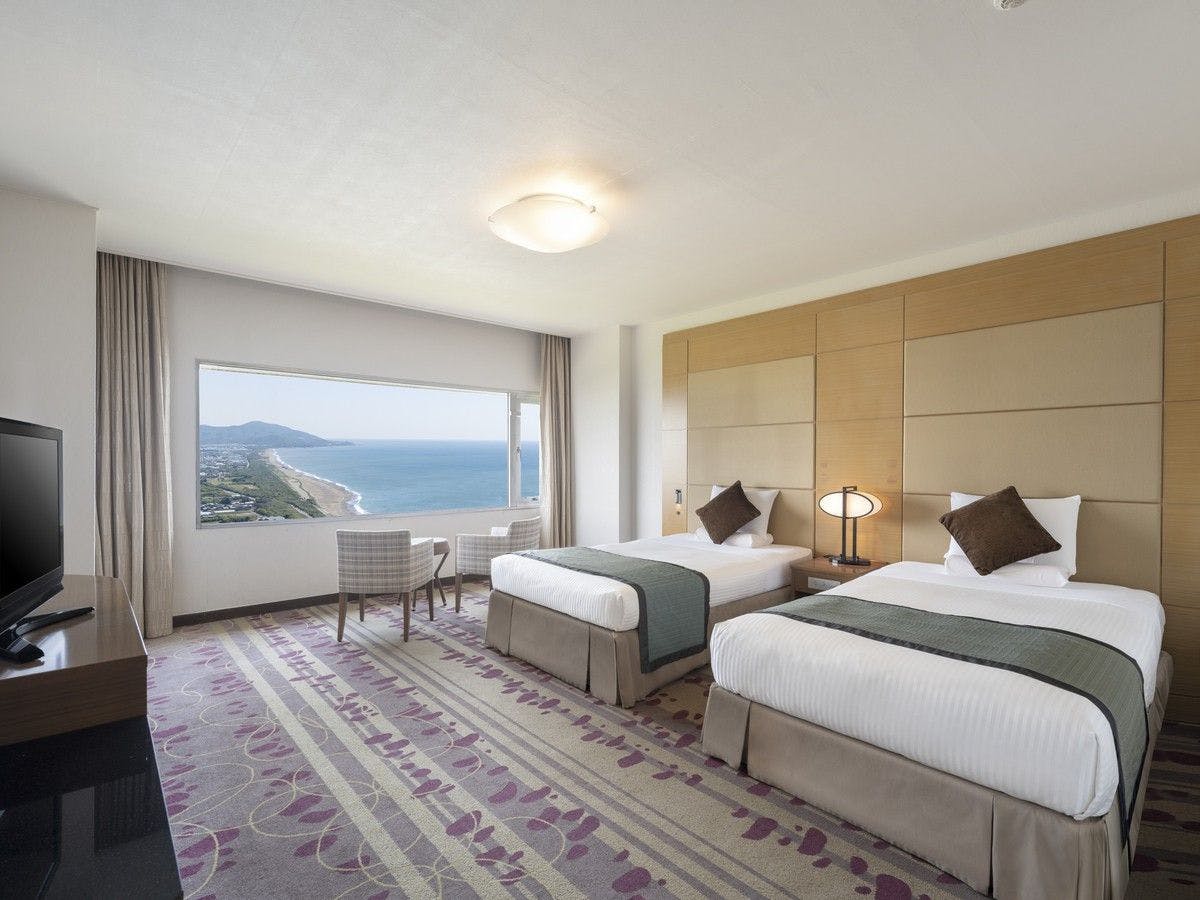 ■ Deluxe Twin (Maksimum 3 orang / 29–33 m²)