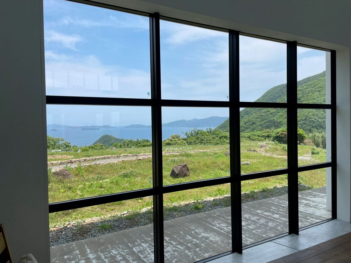 จากโรงแรมสามารถชมทะเลโกโตได้