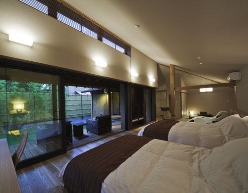 スイートルム琥珀　客室露天風呂