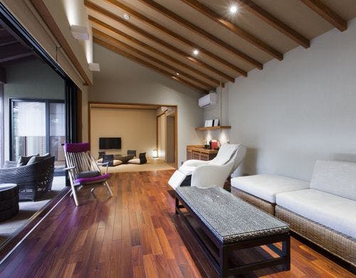 「あかがね」リビング