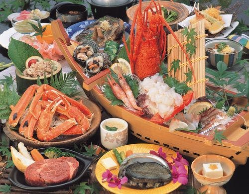伊勢海老・活鮑・焼蟹・和牛フィレ会席