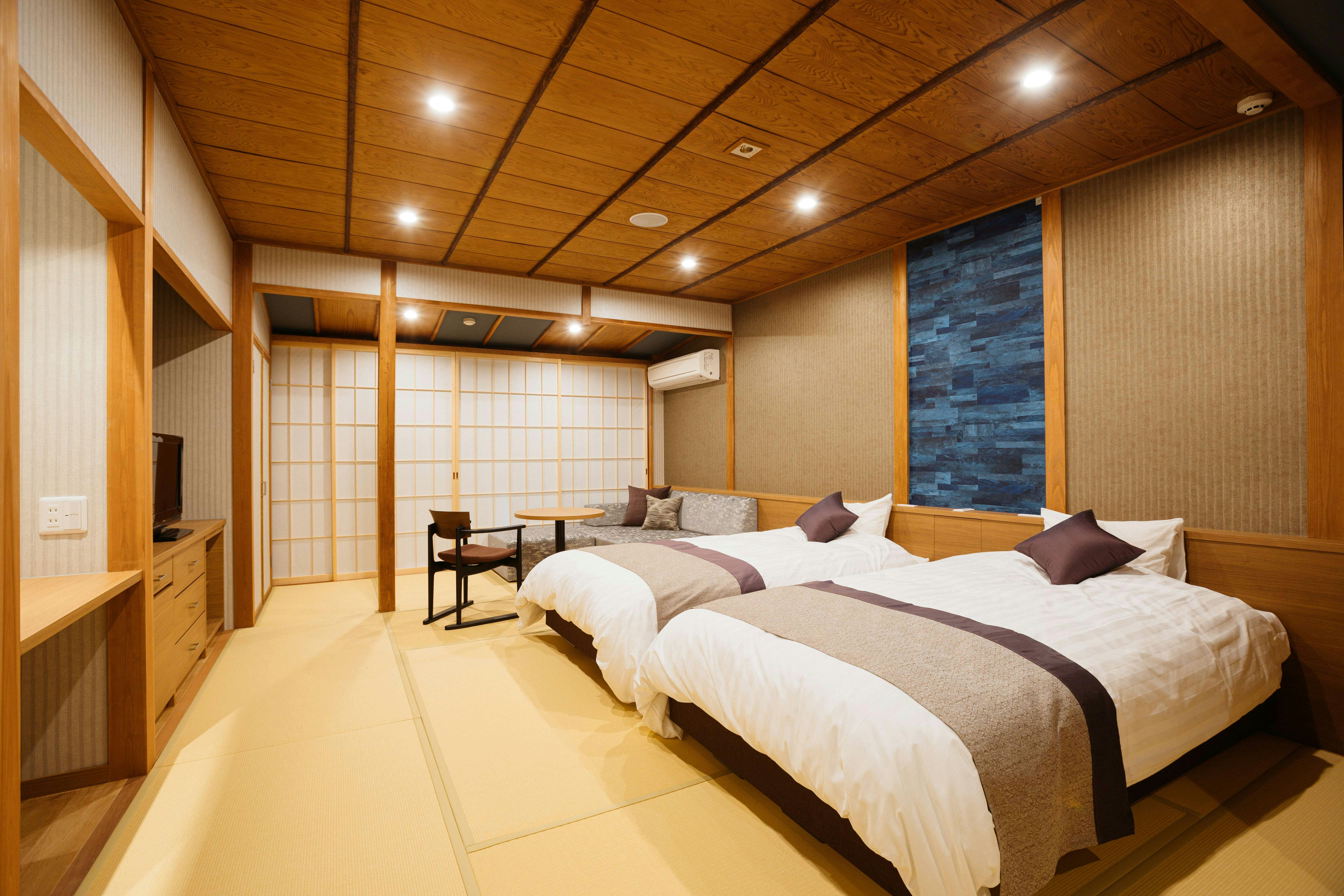 Gedung Utama Tipe Kamar Jepang dengan Tempat Tidur 2