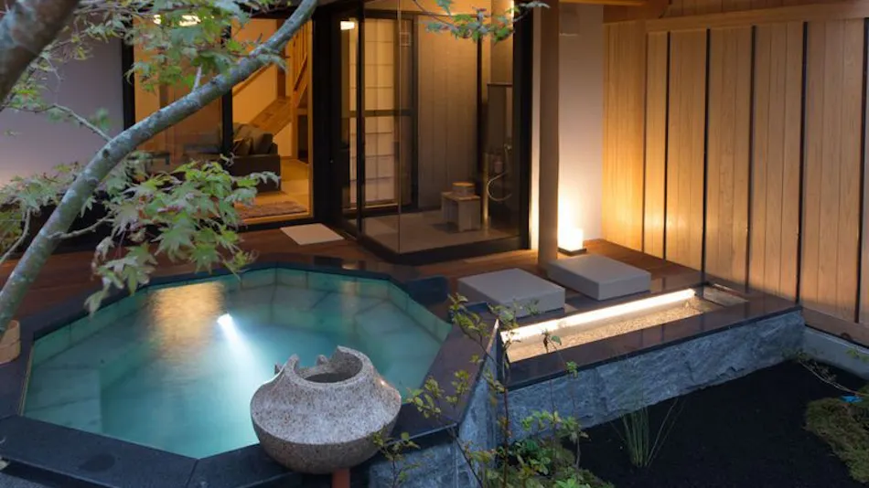 Saginoyu Inn