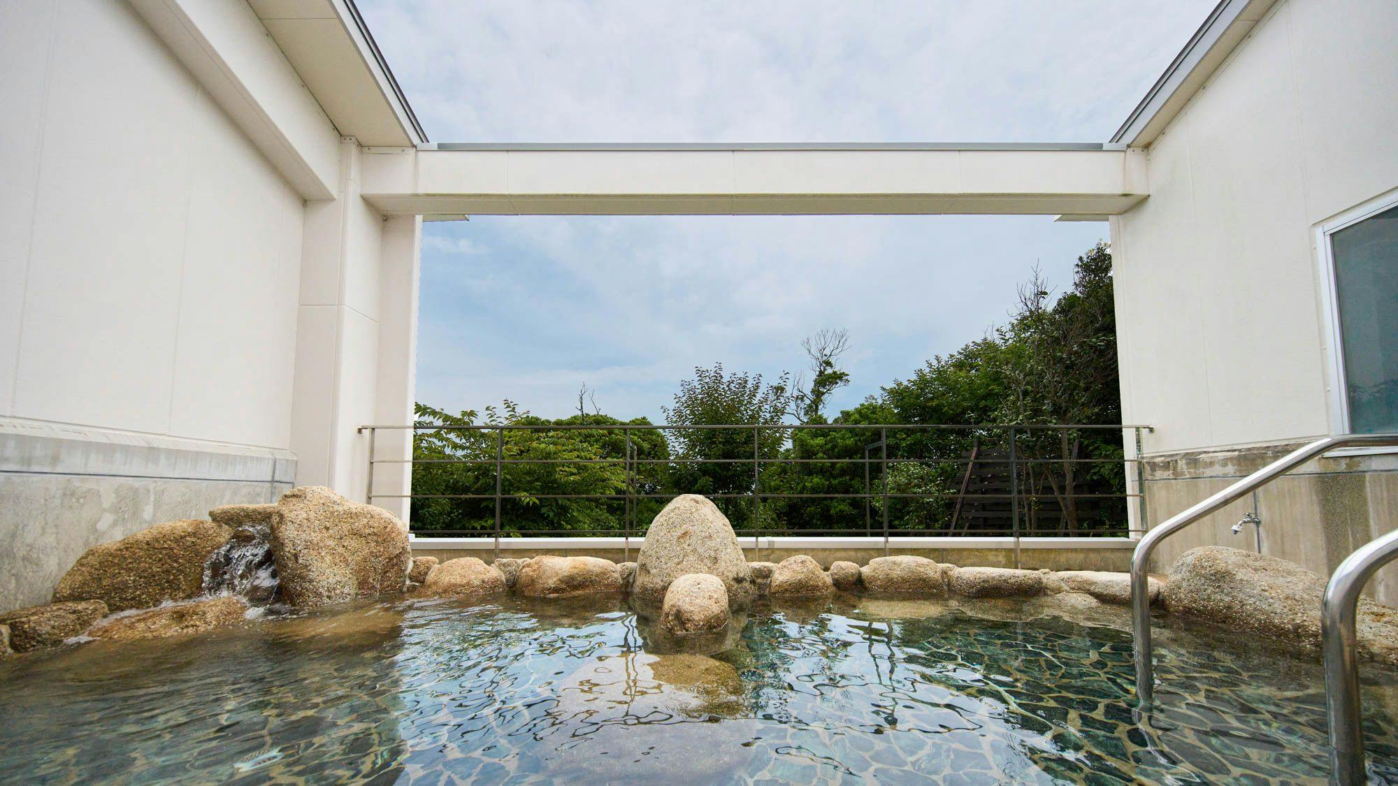 HOTEL HOLISTIC RESORT
