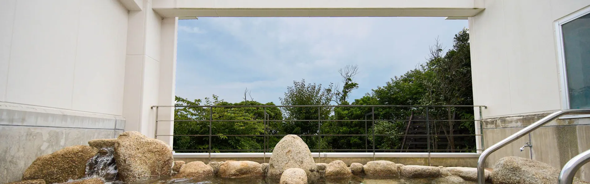 HOTEL HOLISTIC RESORT