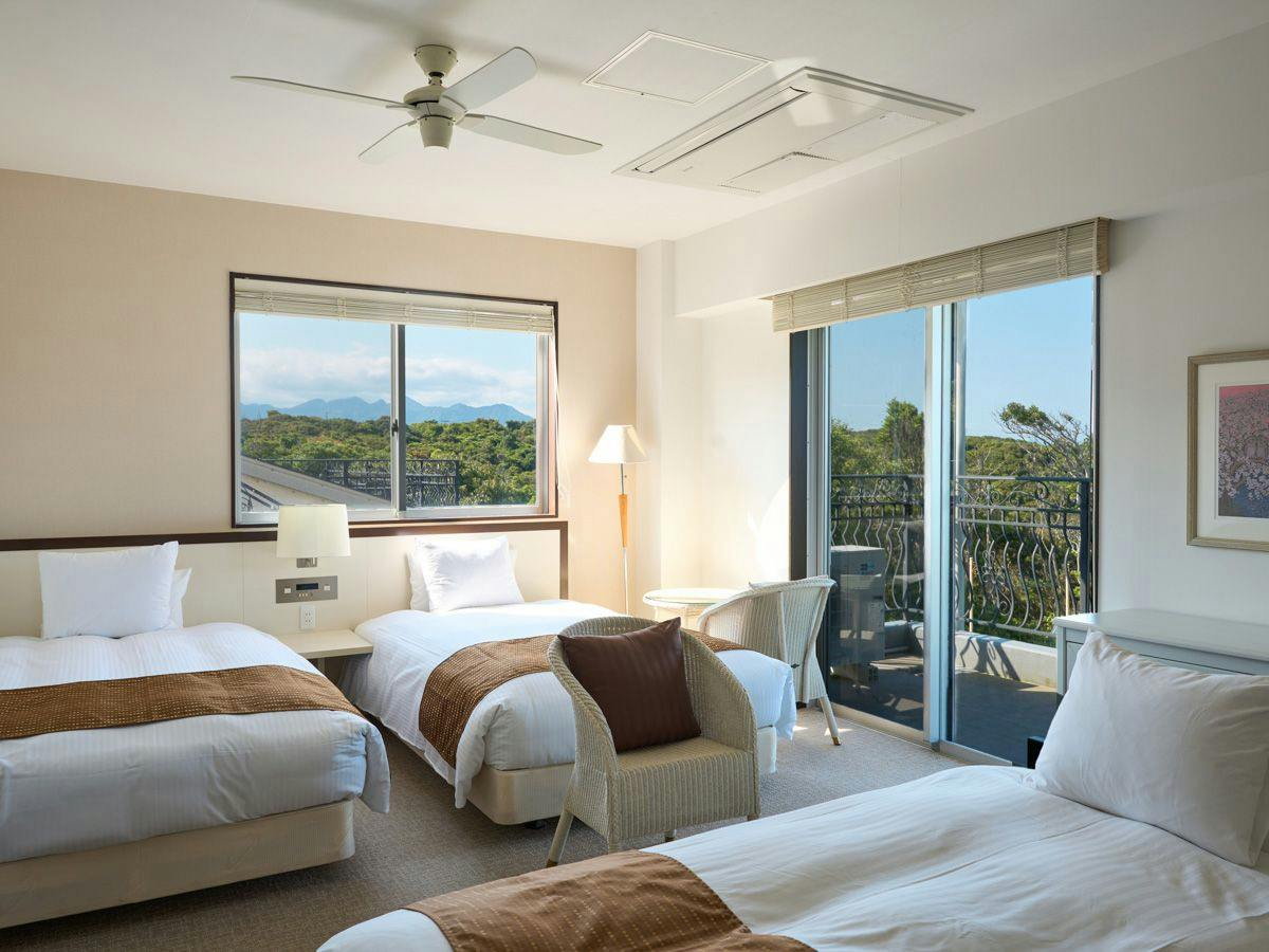 HOTEL HOLISTIC RESORT