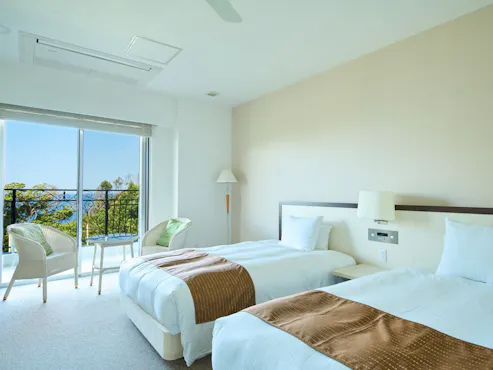 ซูพีเรีย ทวิน