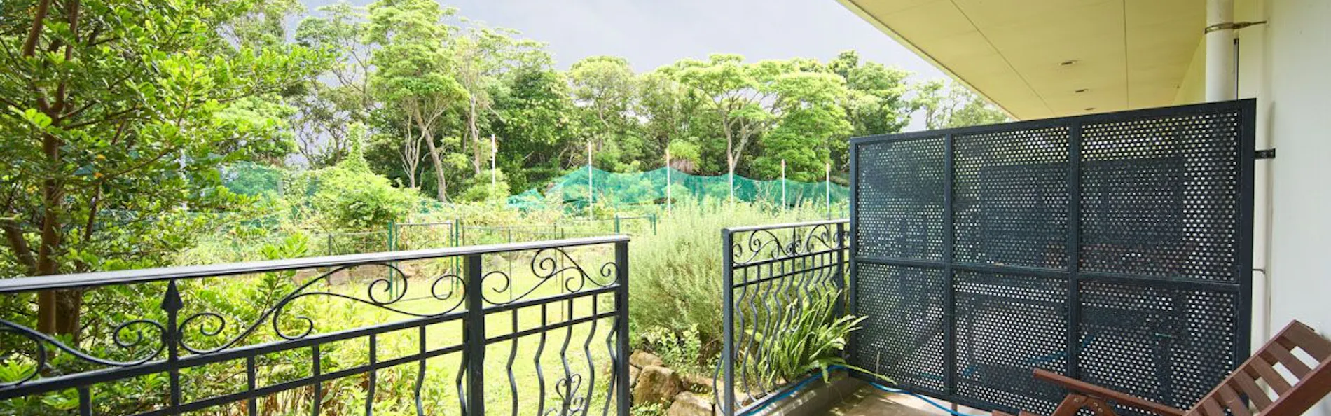 HOTEL HOLISTIC RESORT