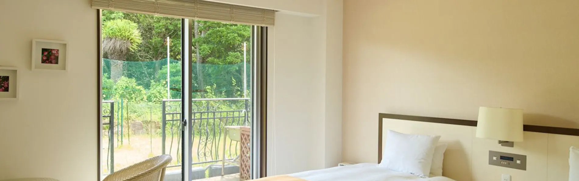 HOTEL HOLISTIC RESORT