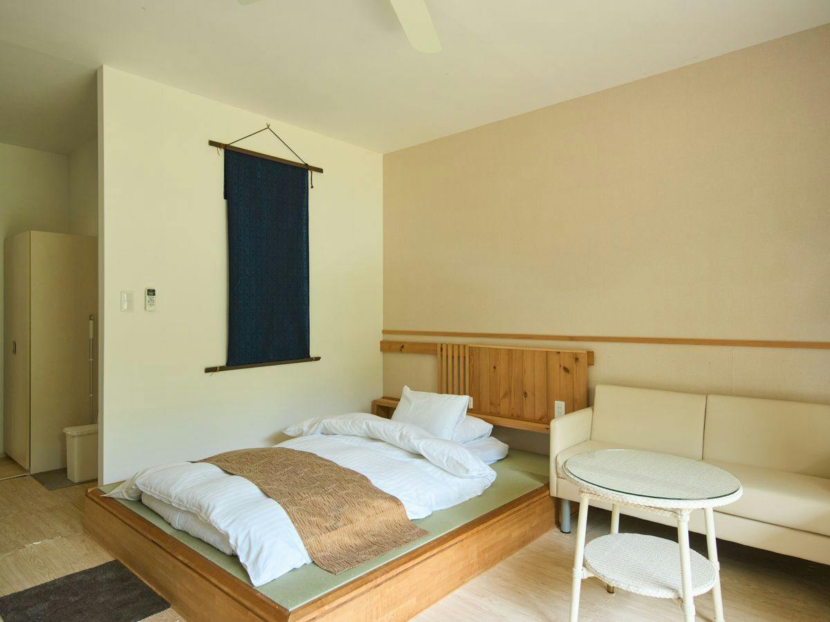 HOTEL HOLISTIC RESORT
