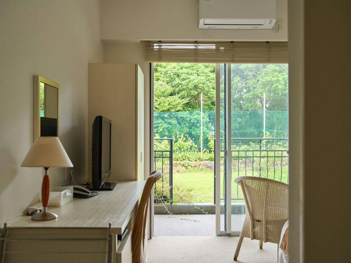 HOTEL HOLISTIC RESORT