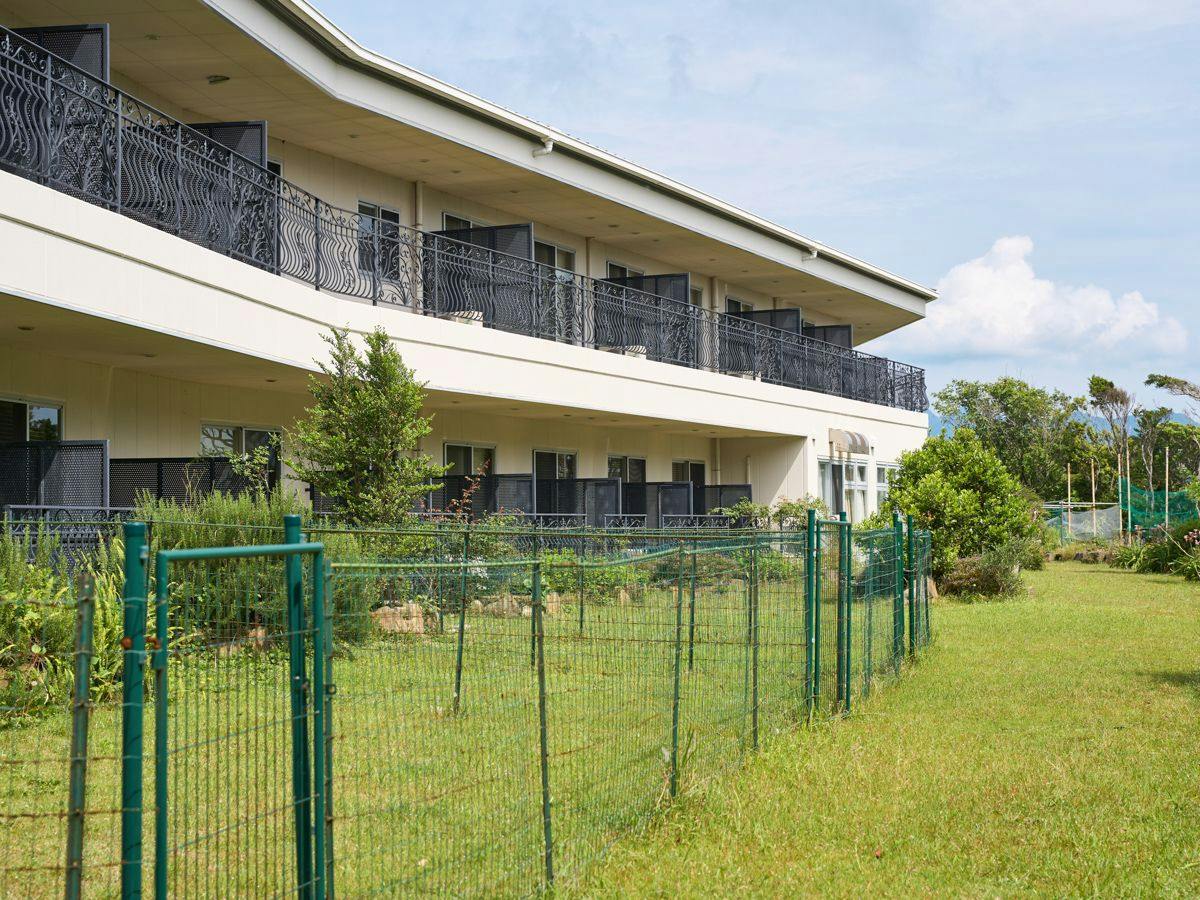 HOTEL HOLISTIC RESORT