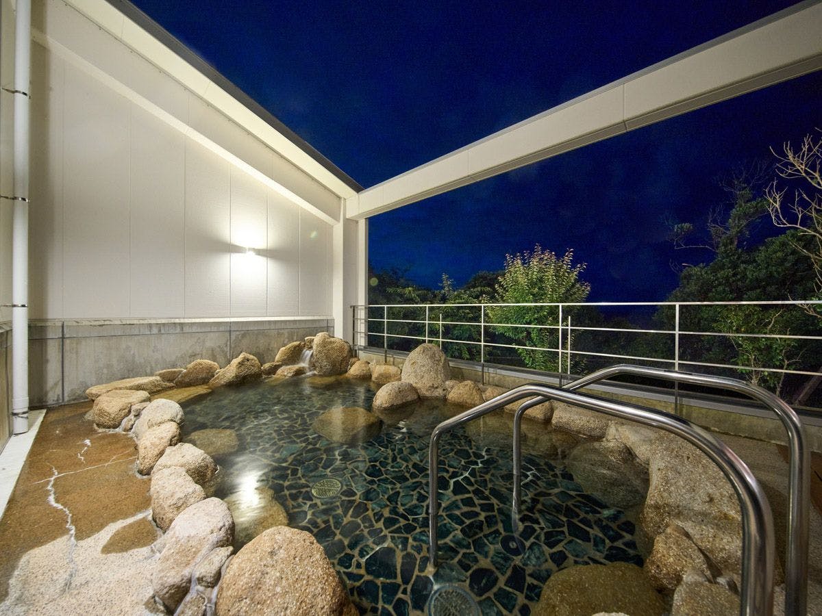 HOTEL HOLISTIC RESORT