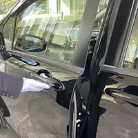 ラグジュアリーカーでの送迎サービス