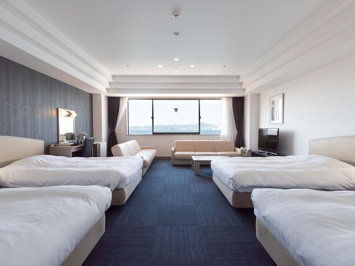 MINATO HOTEL・Kamar Quadruple