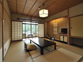 全室宇治川一望の宿　料亭　花やしき浮舟園