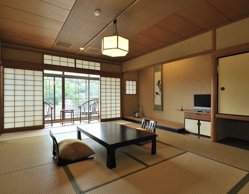 半露天風呂付客室　あけぼのの間