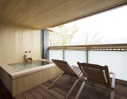 201天人草（てんにんそう）客室露天風呂