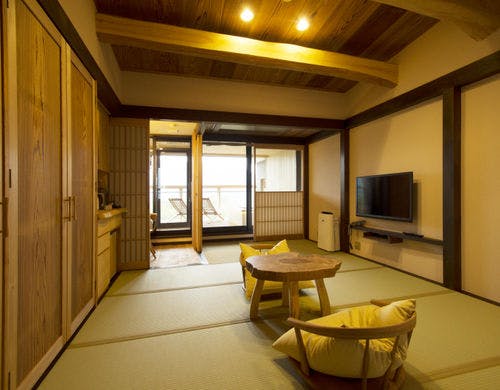 303藍（あい）ベッドルーム