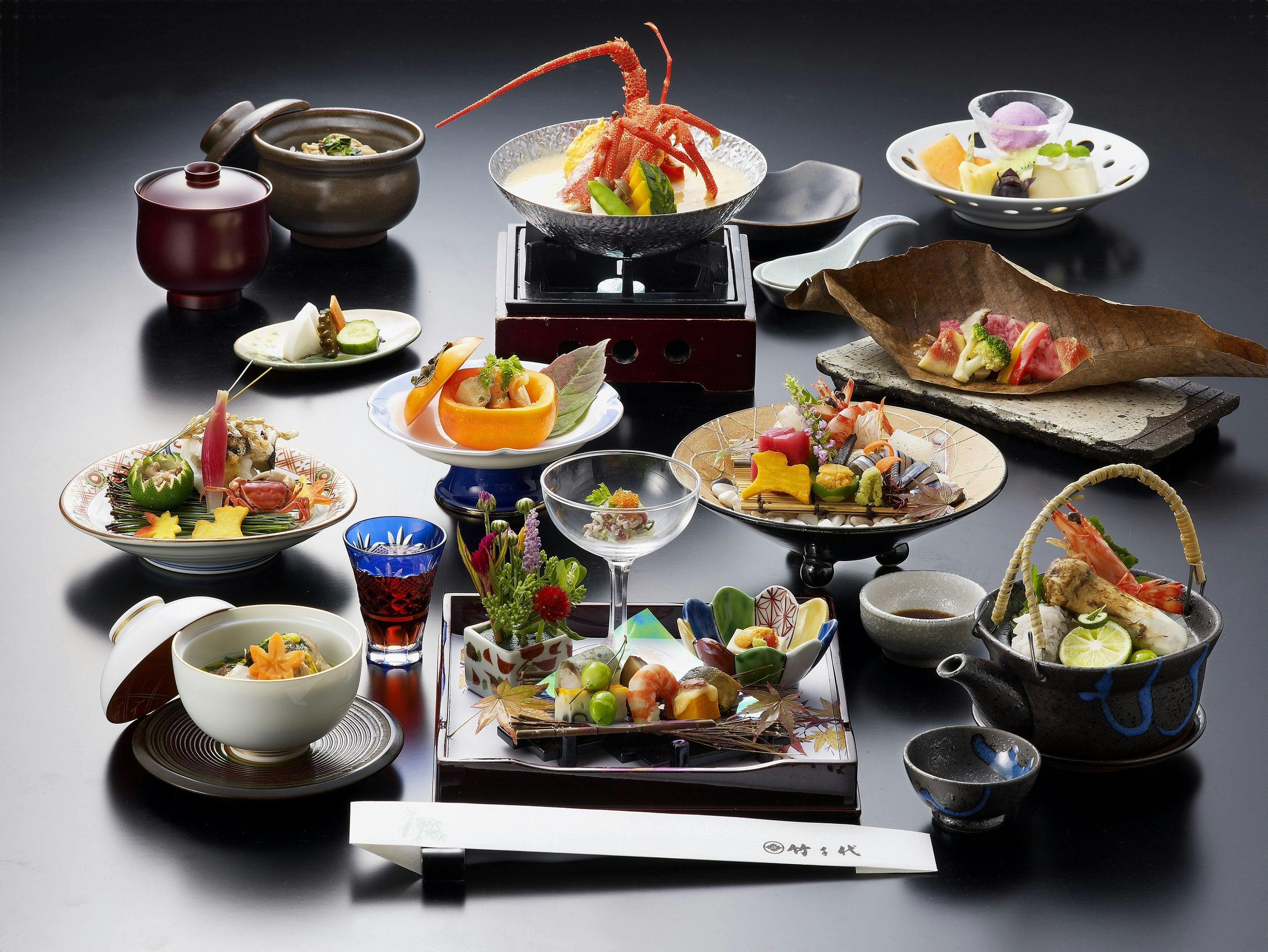 西棟2階のお部屋で過ごす　満喫会席プラン（夕・朝2食付き）