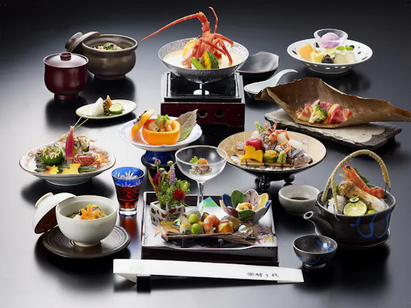 西棟2階のお部屋で過ごす 満喫会席プラン(夕・朝2食付き)