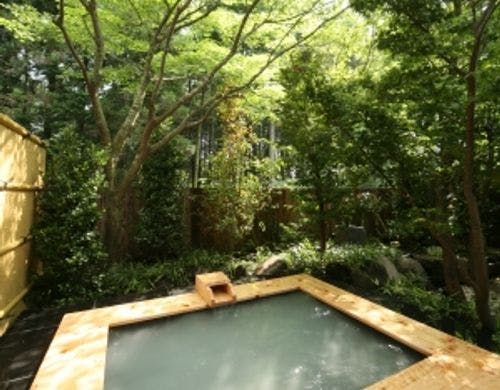 和歌南次の間ベッド