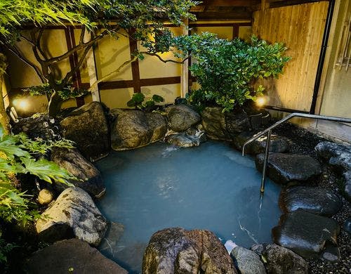 離れ　瑠璃山　露天