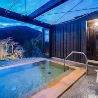 น้ำพุแห่งท้องฟ้า (เดือน)