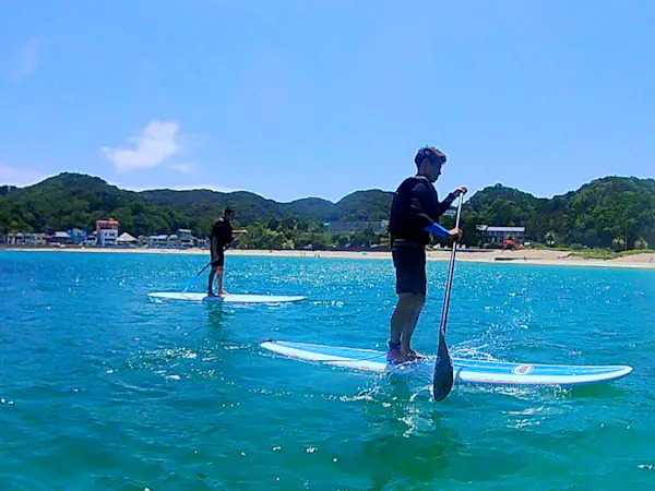 【SUP 1日レンタル付き】 マリンスポーツをエメラルドグリーンの ビーチで! 夕食 和食!