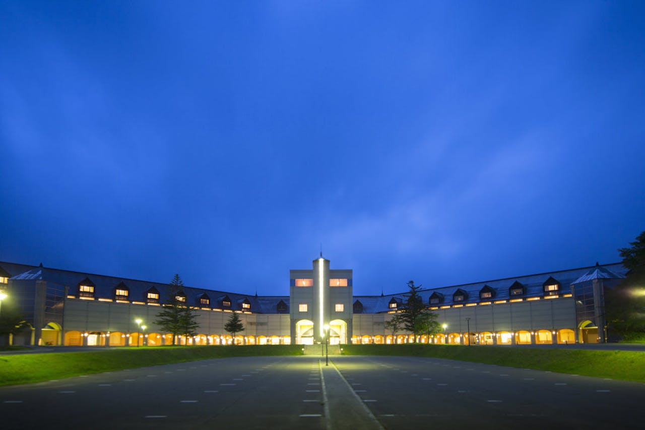 外観/国立公園内に堂々と佇む