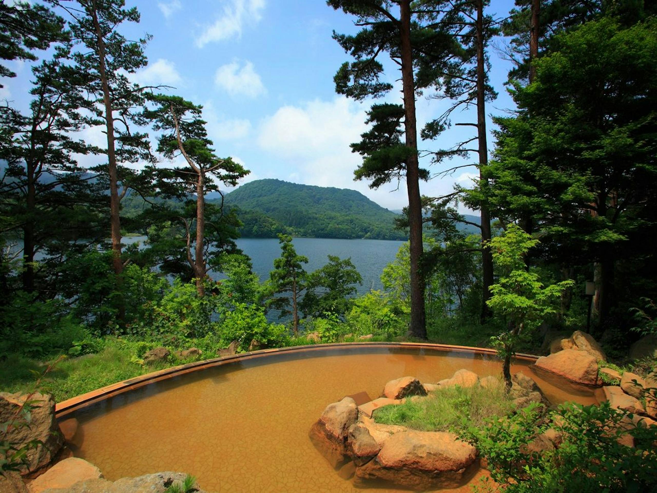 桧原湖一望の絶景露天