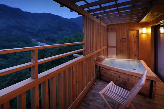 노천탕이 있는 일본식 서양식 객실 '유즈노마'
