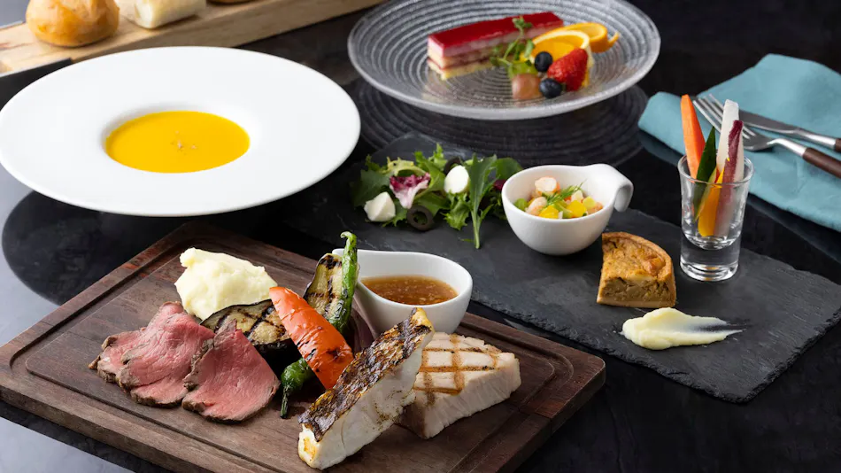 Courtyard by Marriott Shin-Osaka Station