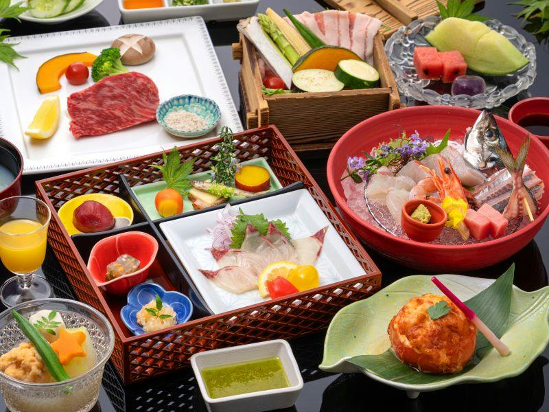 ほどあいの宿　六峰舘