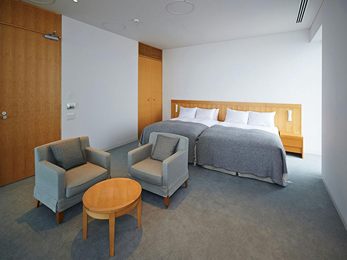 THE AONAGI Suite