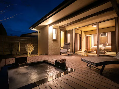 川沿い 岩露天付離れ【松月・紅豊】